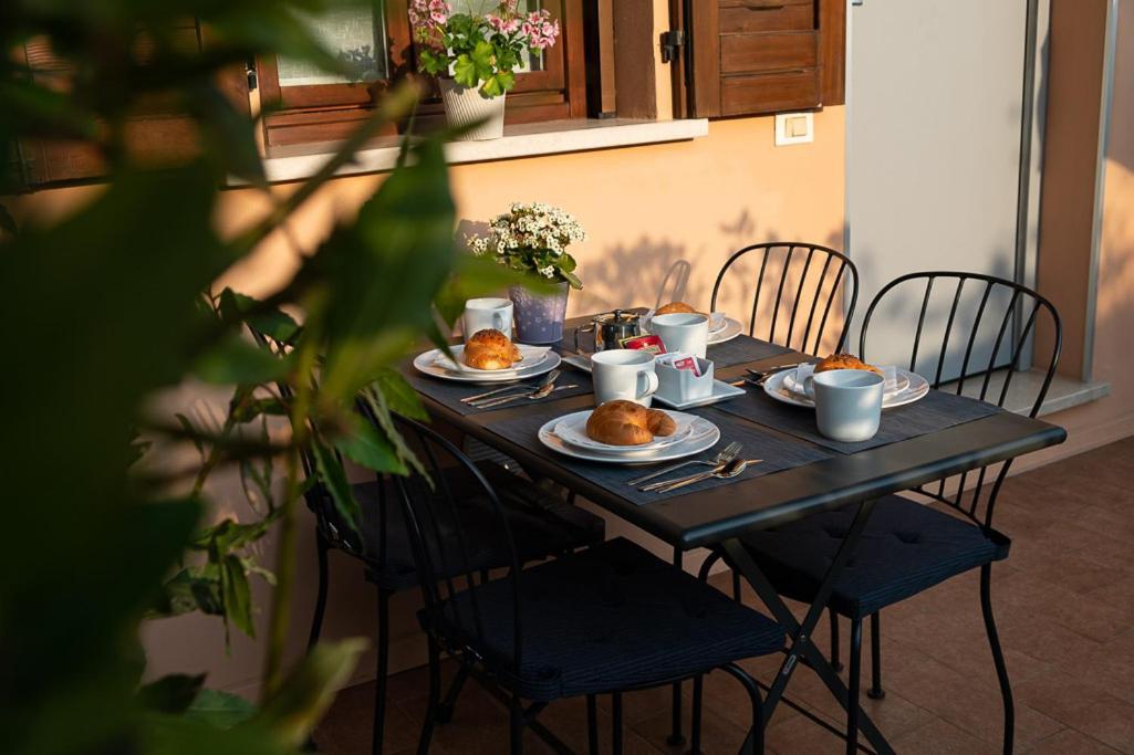 Alloro Appartamenti Sirmione Buitenkant foto